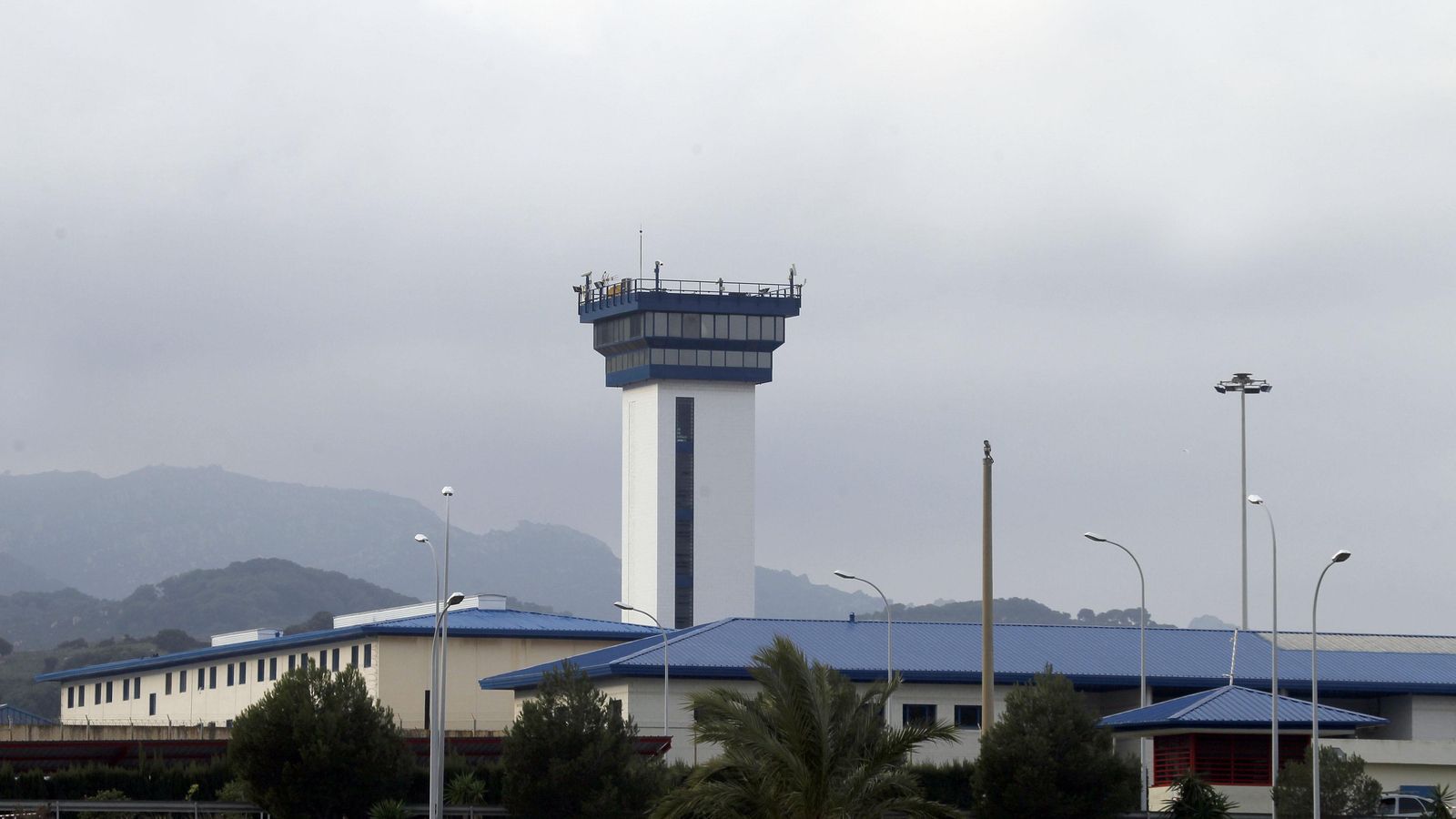 Exterior de la cárcel de Botafuegos.