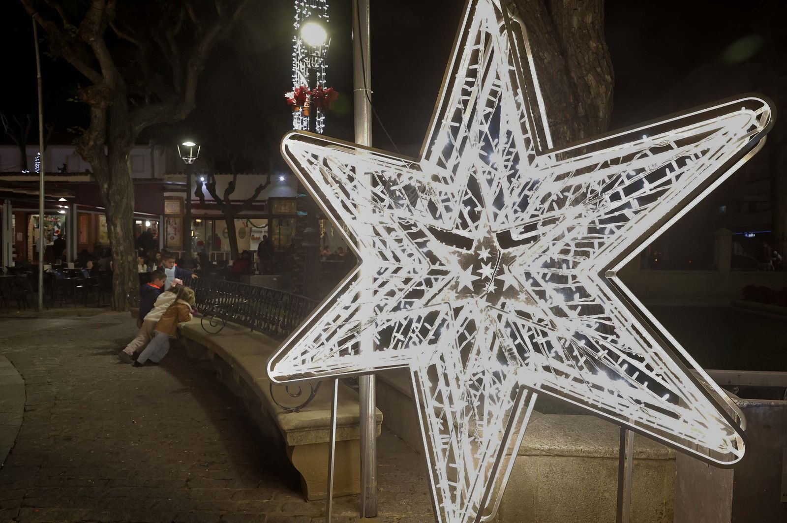 El alumbrado navideño de San Roque, en imágenes