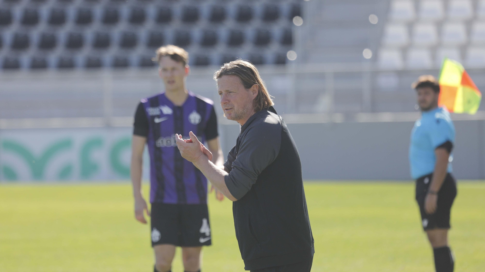 Las fotos  del partido de fútbol entre los equipos  Hamburgo - Zurich