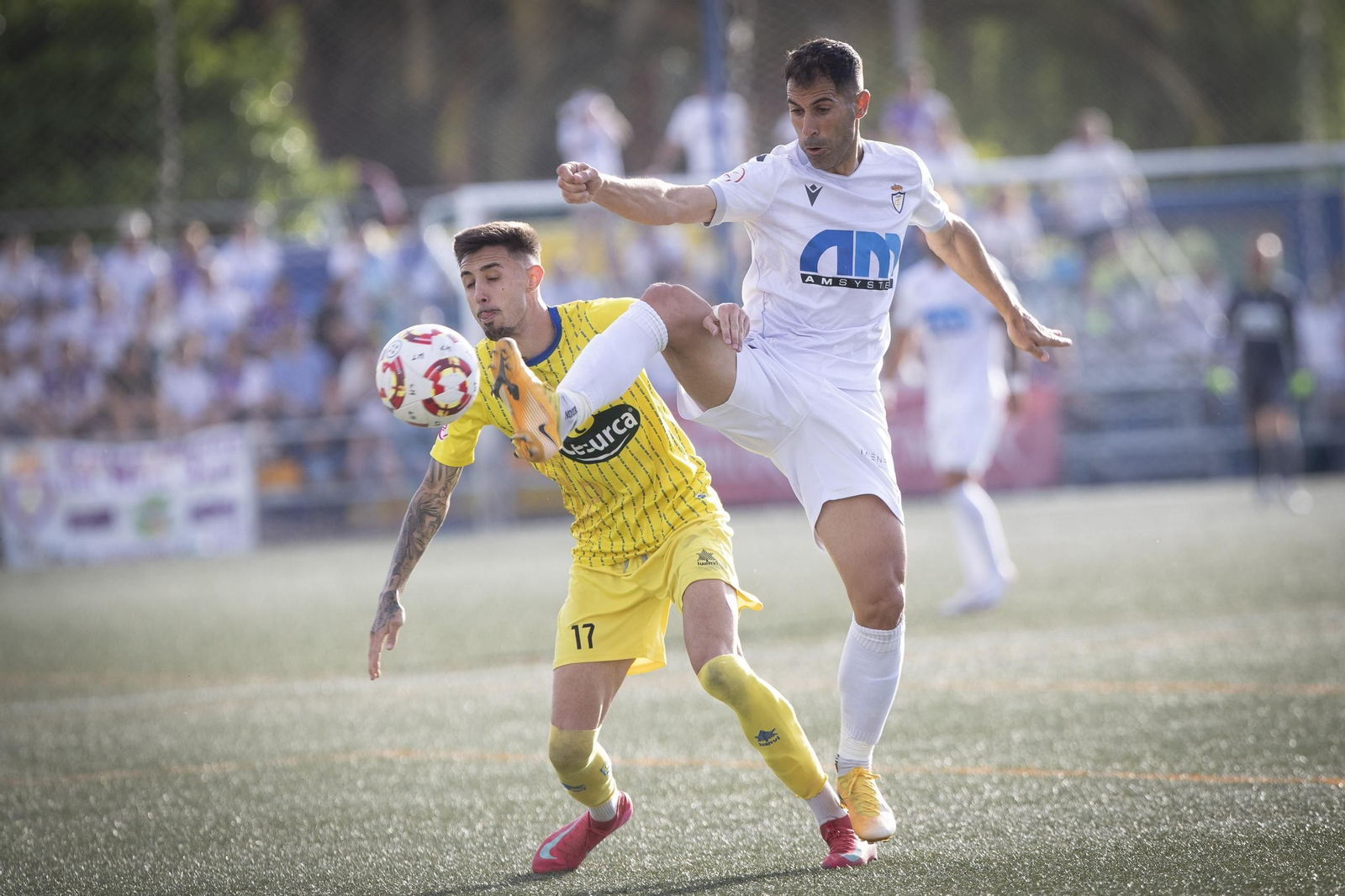 Las mejores imágenes del partido de ida entre CD Huétor Tájar y Real Jaén