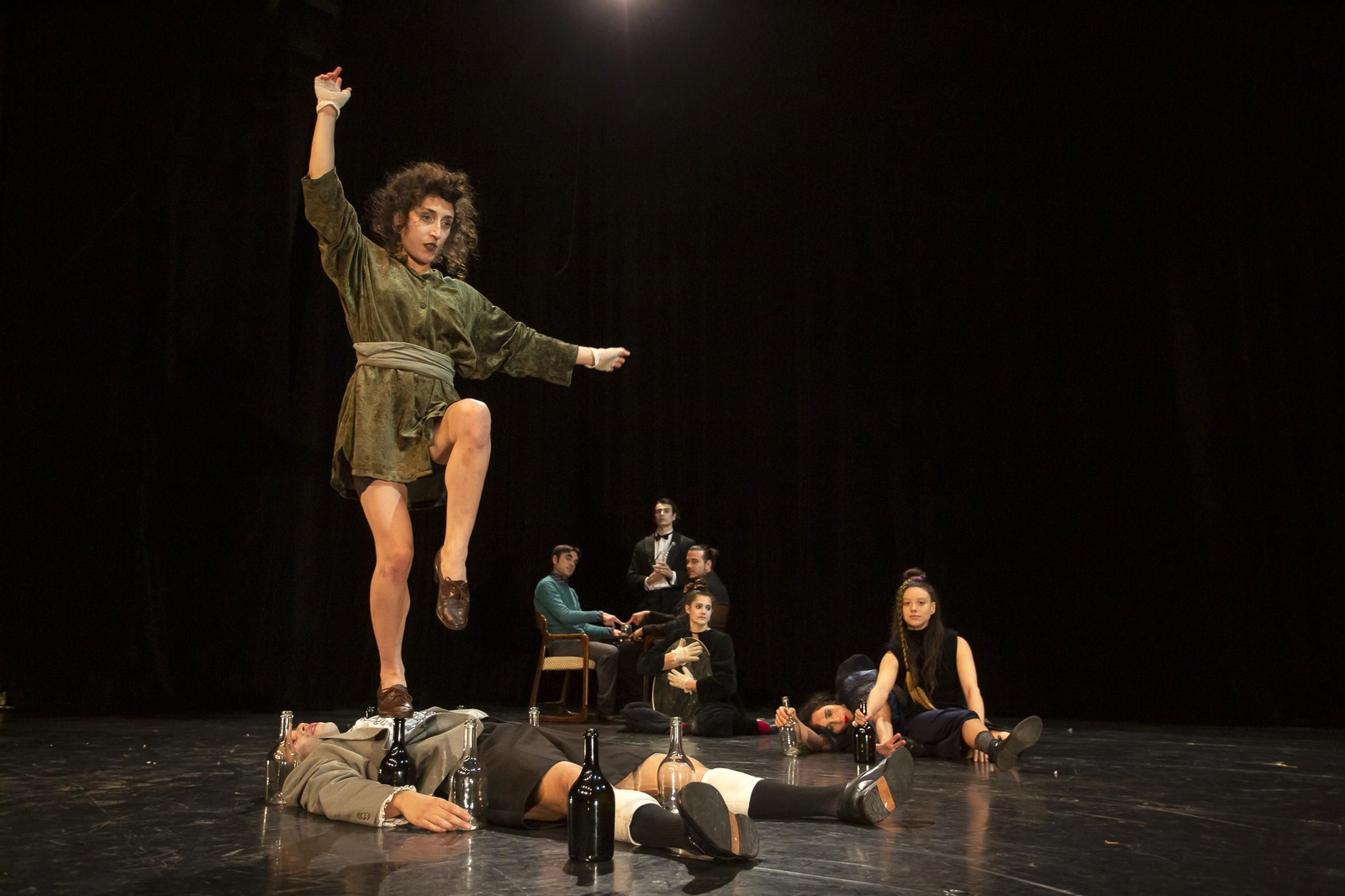 Un momento de la representación de 'La sombra del oro'.