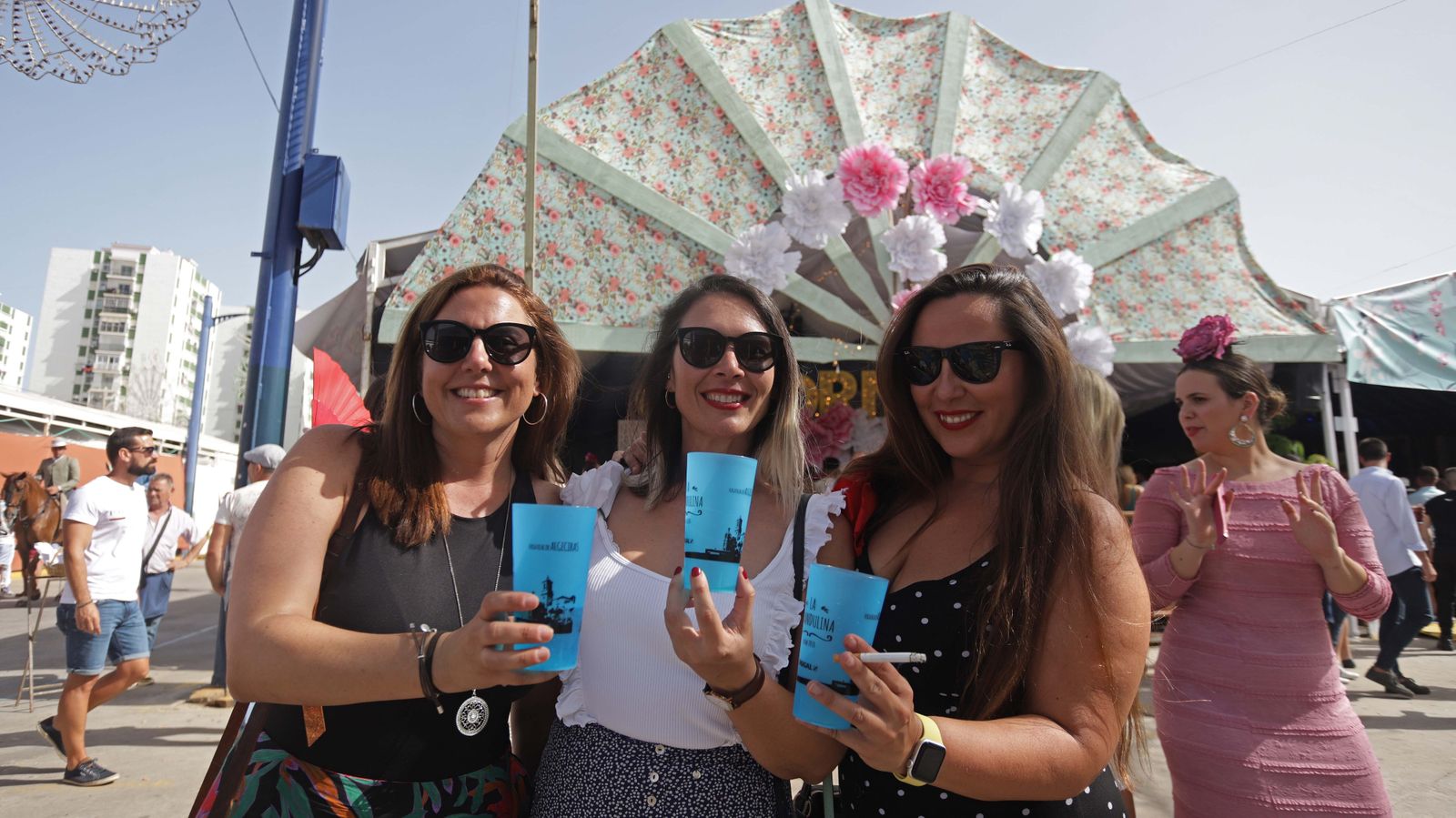 Fotos del Domingo por Sevillanas en la Feria Real de Algeciras