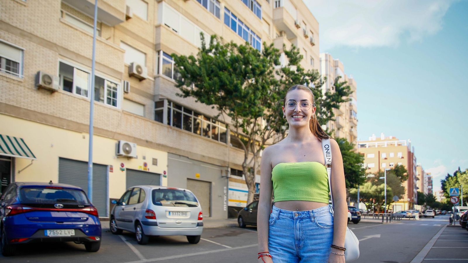 Lucía teme no poder independizarse por el precio de la vivienda.