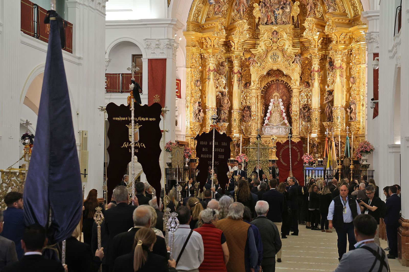 Imágenes del Rosario Jubilar Extraordinario de El Rocío 2025