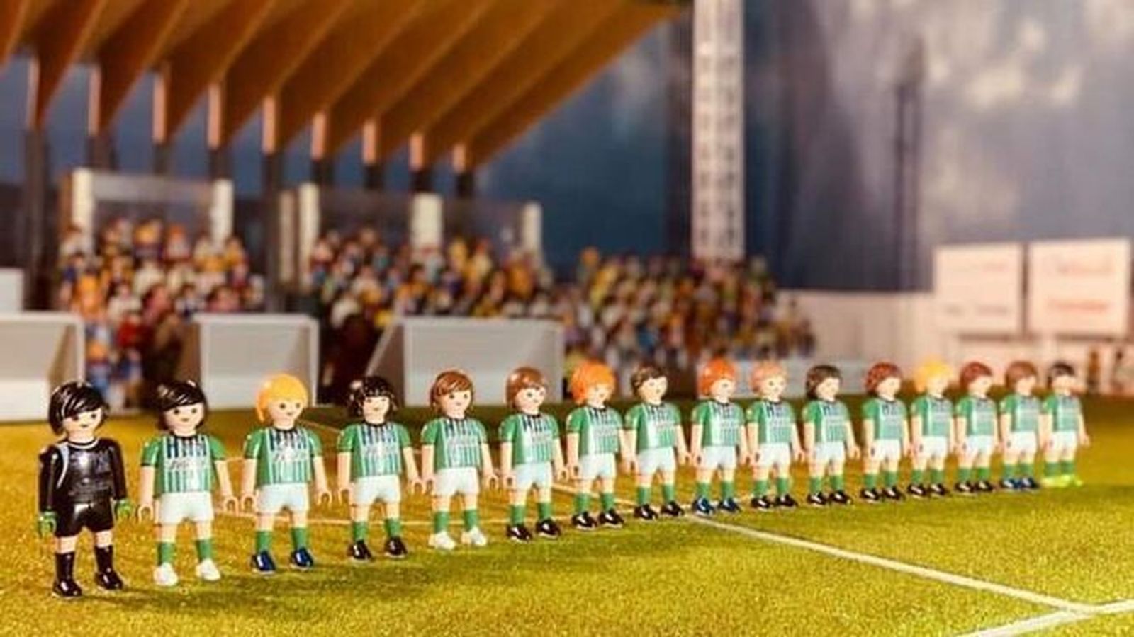 Las famosas figuras vestidas del Atlético Sanluqueño.