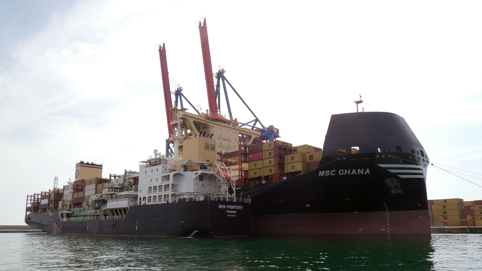 Proa del portacontenedores 'MSC Ghana'