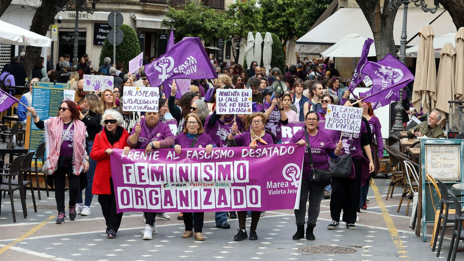 Imágenes de la manifestación en Jerez por el Día Internacional de las Mujeres