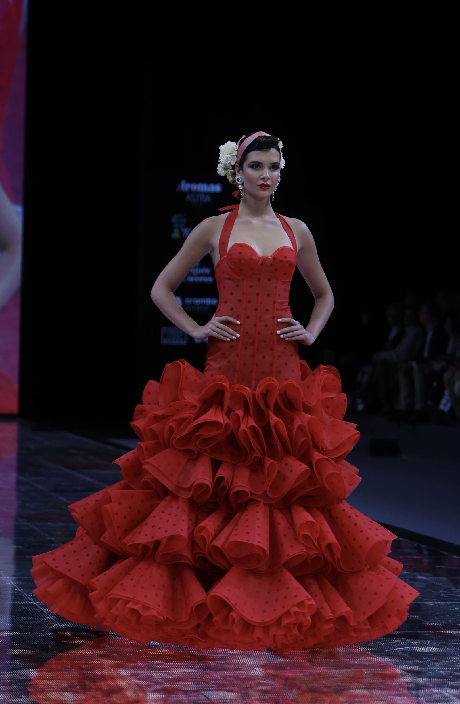 Desfile de Carmen  Latorre en SIMOF DE 2024, todas las fotos