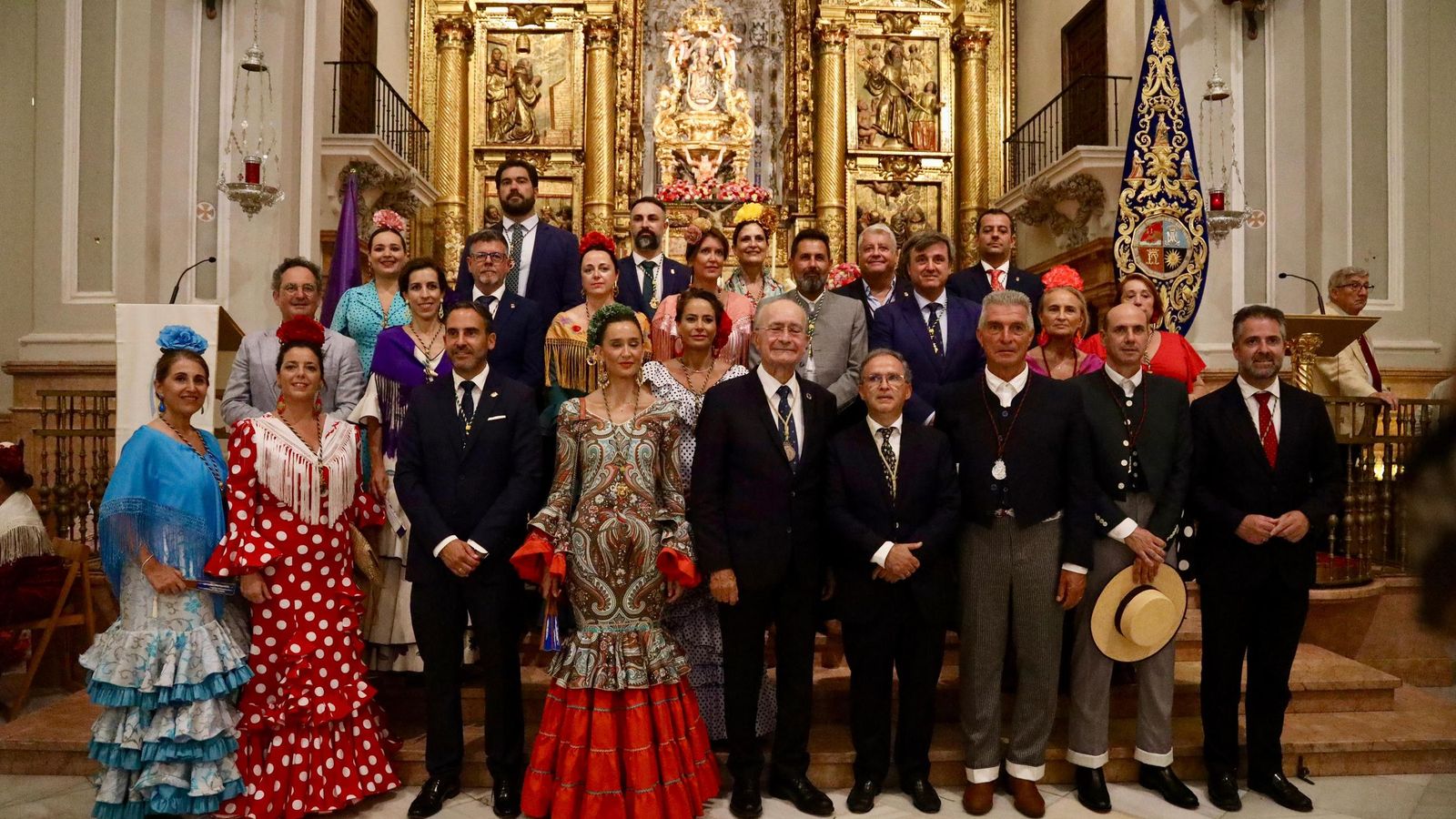 La salida de la Romería de la Feria de Málaga, rumbo al Santuario de la Victoria, en fotos
