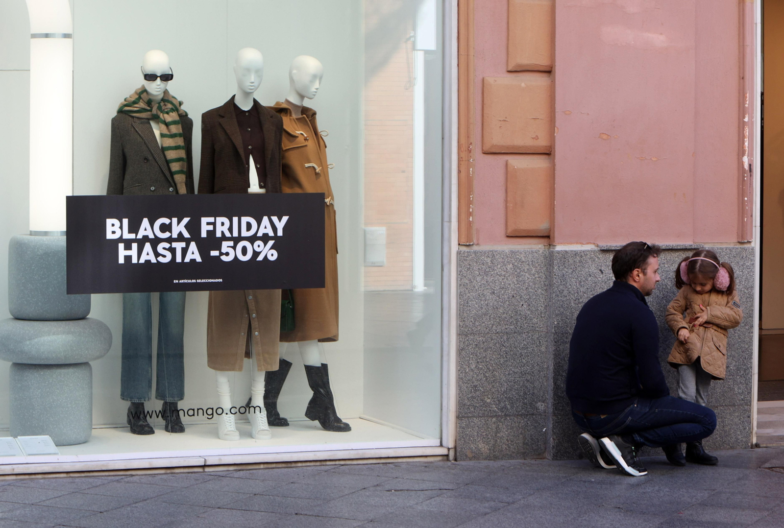 BLACK FRIDAY