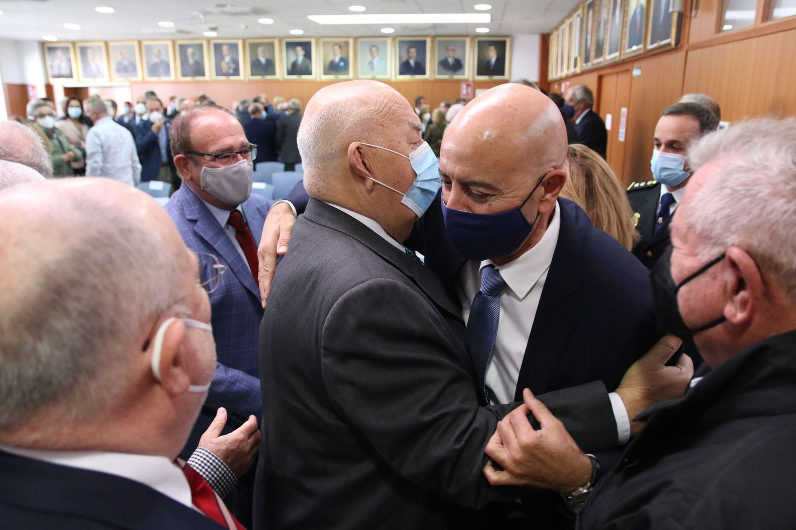 Fotogalería de la Medalla de Oro al Mérito Cameral a D. Diego Martínez Cano