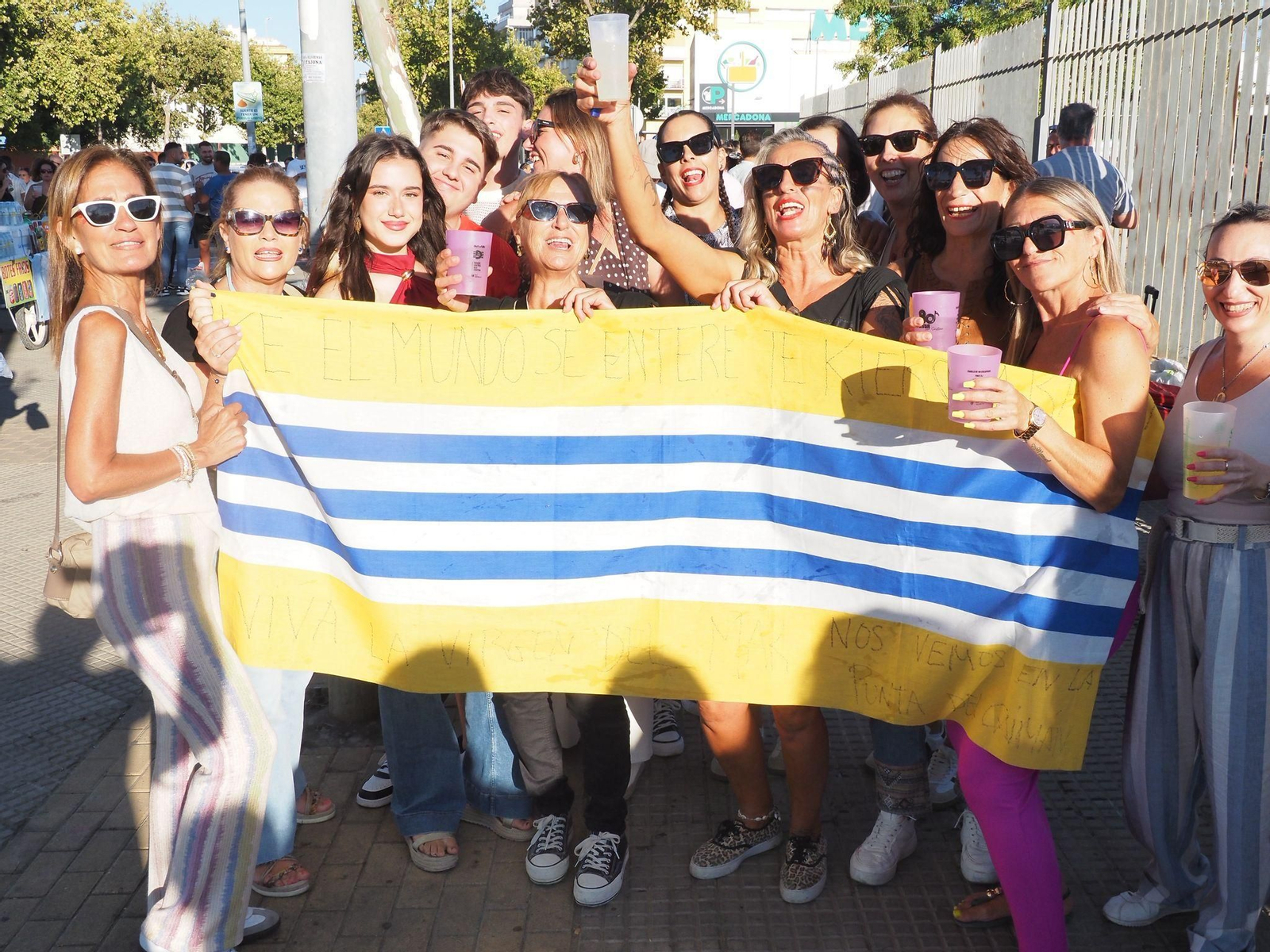 Búscate entre el público del concierto de Manuel Carrasco en Isla Cristina este viernes