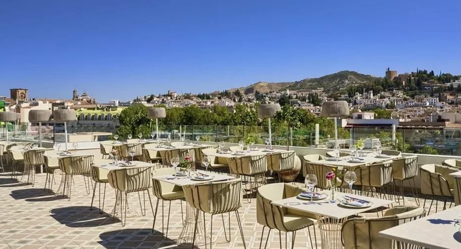 Terraza del Barceló Carmen Granada.
