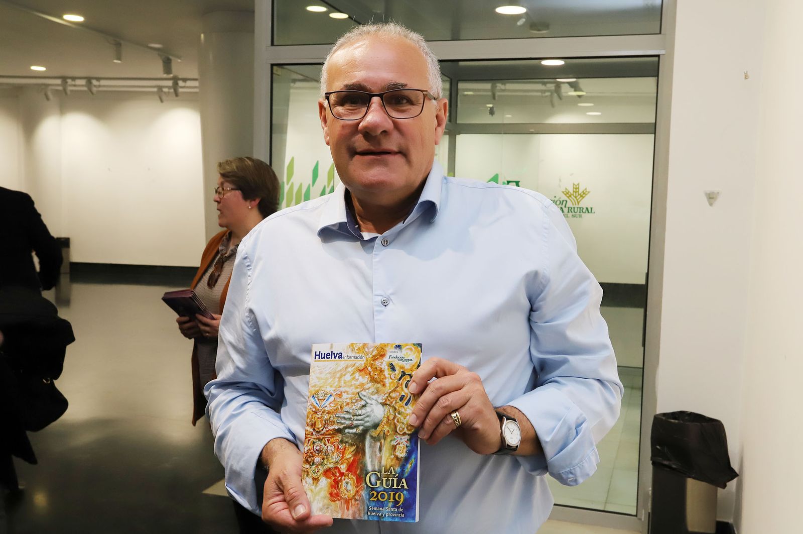 Imágenes de la presentación de la Guía de Semana Santa de Huelva Información