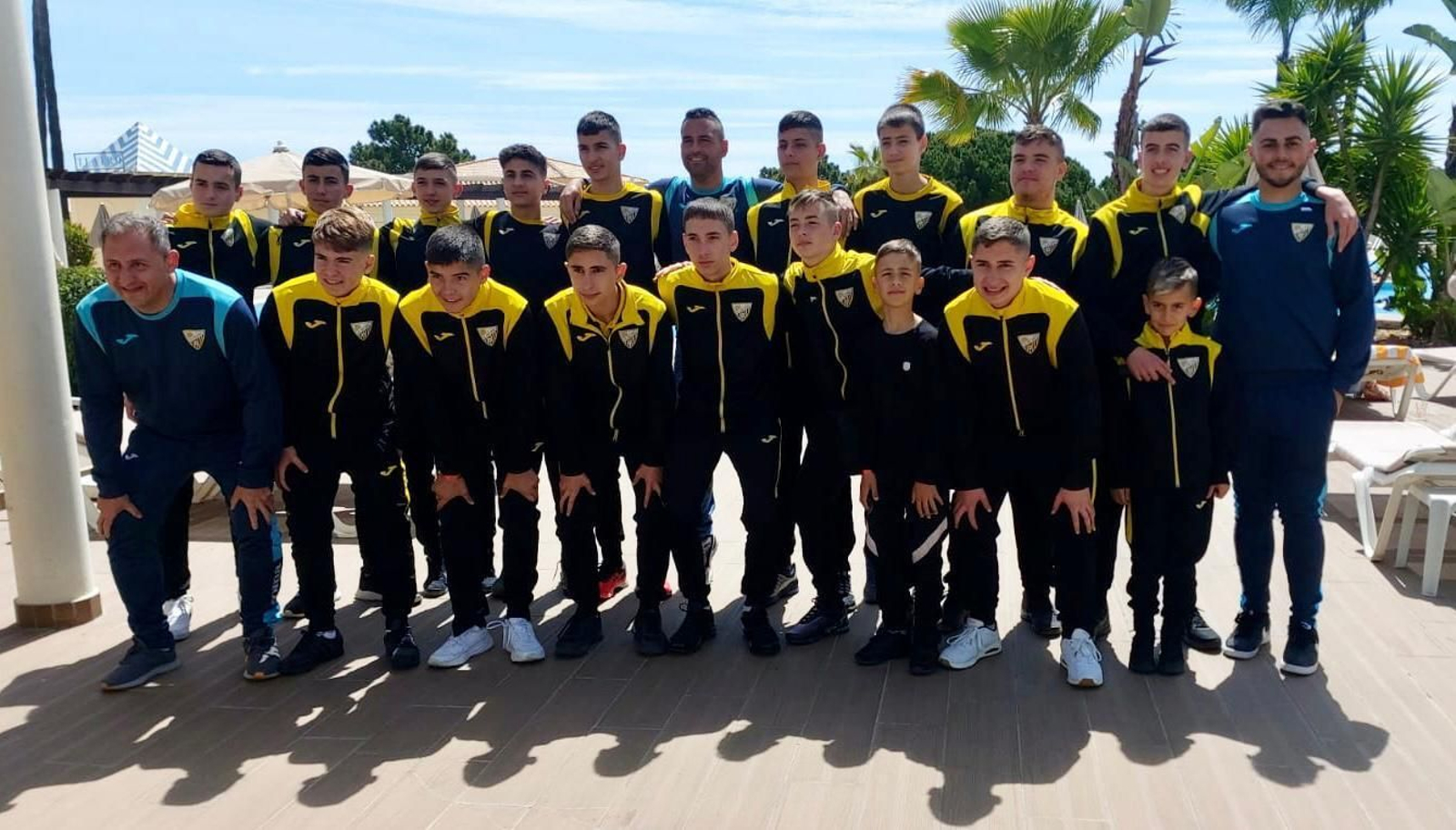 El equipo cadete B del Atlético Zabal