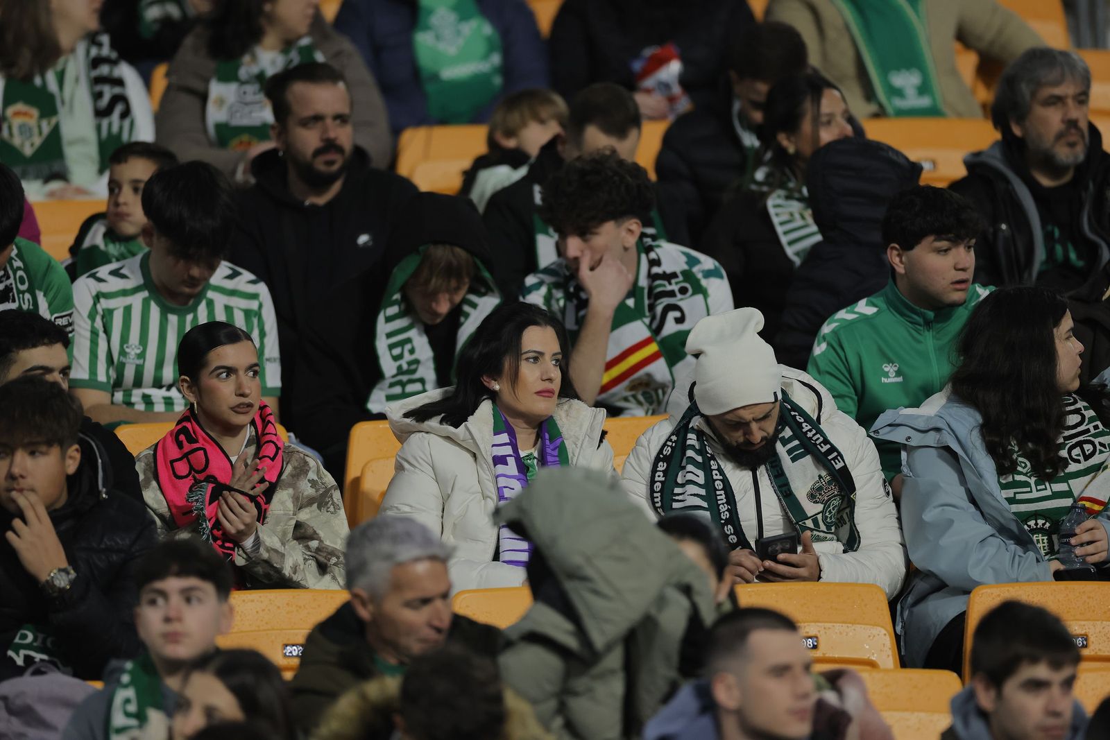 Búscate en las fotos del Betis - Villarreal