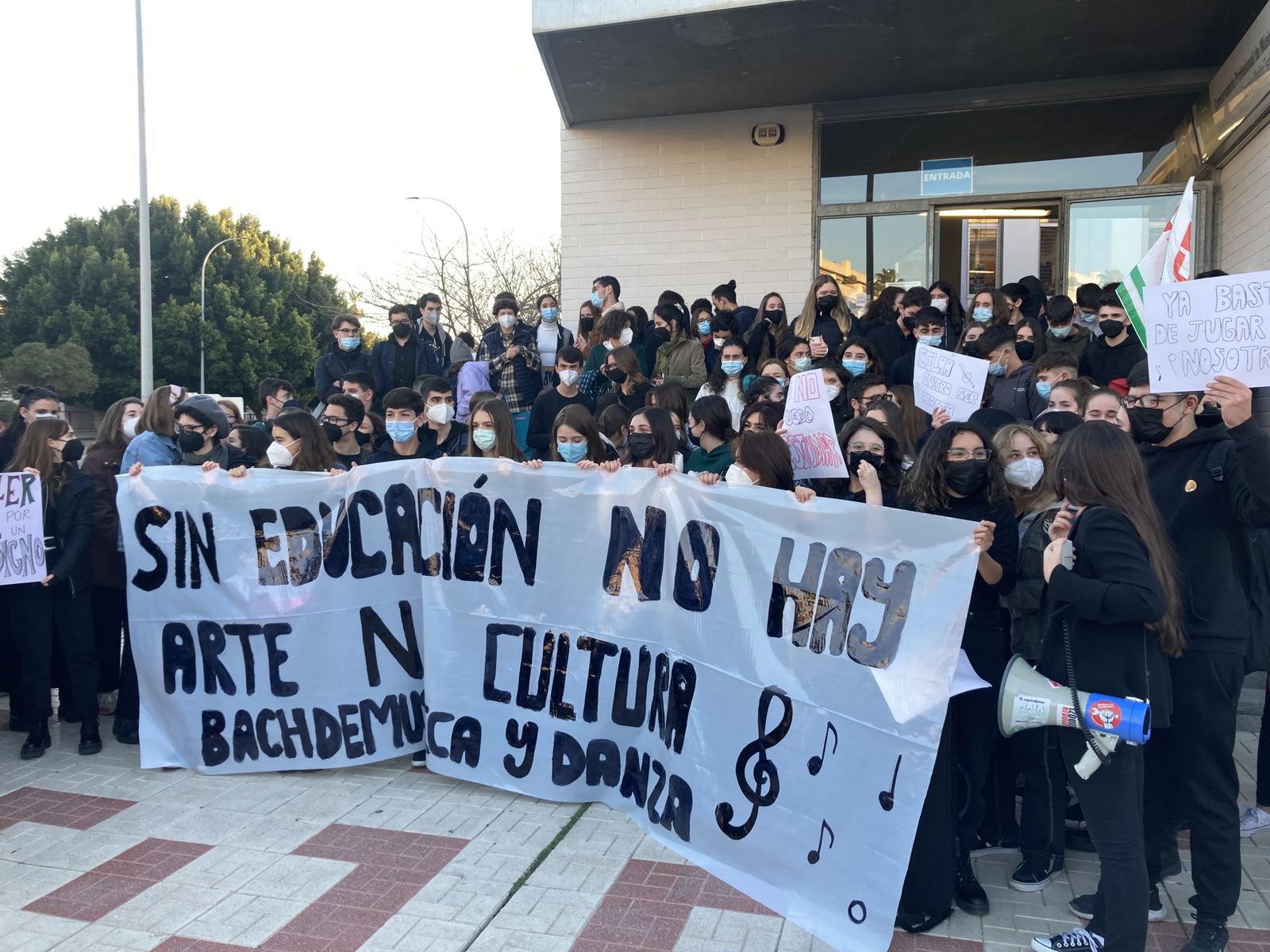 Concentración de estudiantes de Bachillerato Musical en Málaga