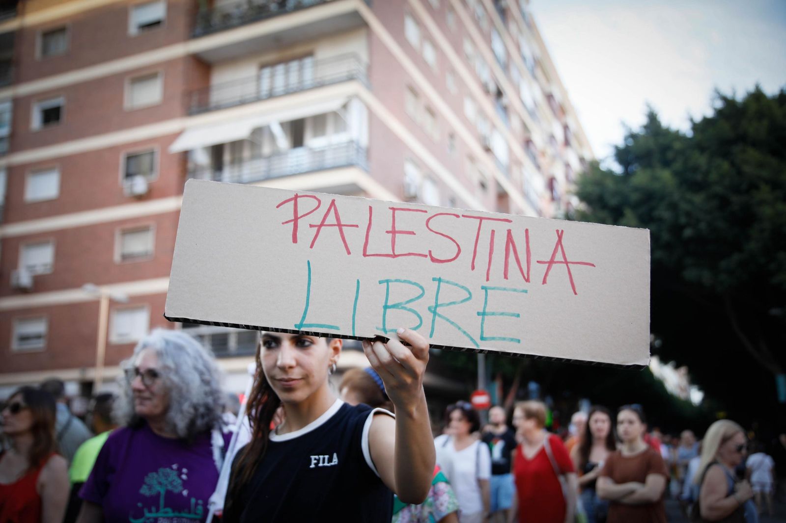 Imágenes de la manifestación en Almería por el genocidio en Palestina