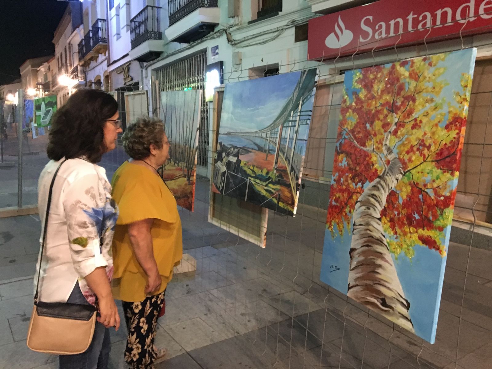 Exposición de pintura al aire libre.