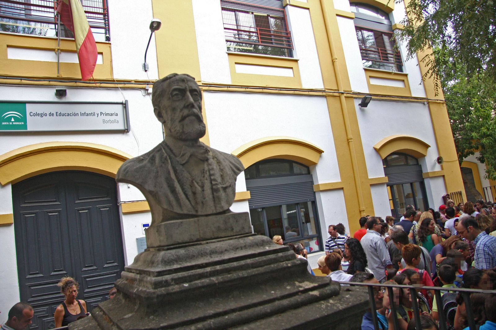 El colegio público Borbolla, en Nervión.