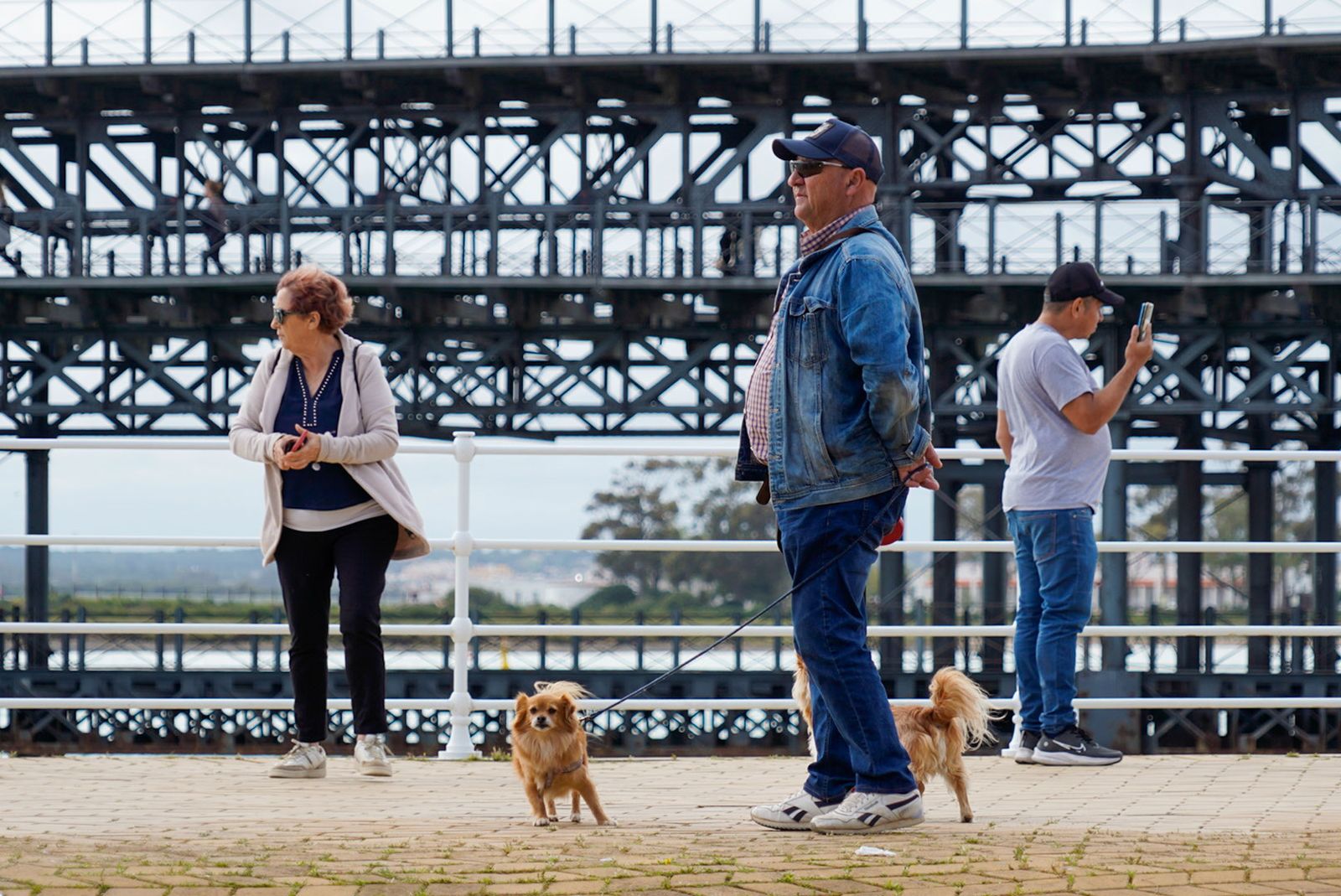 Imágenes del domingo 6 de abril en Huelva