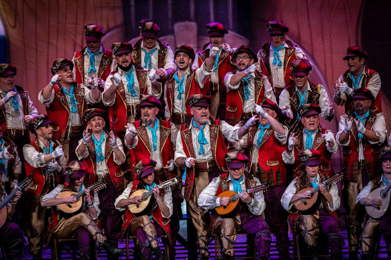 Búscate entre las mejores imágenes de la segunda sesión de cuartos de final del COAC 2025