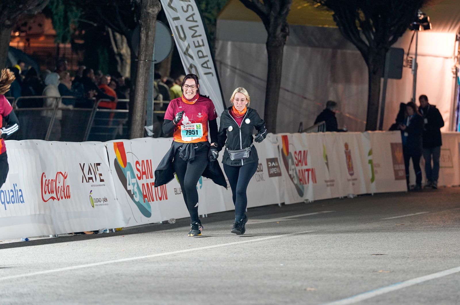 En imágenes: búscate en tu llegada a meta de la Carrera de San Antón 2026 (5)