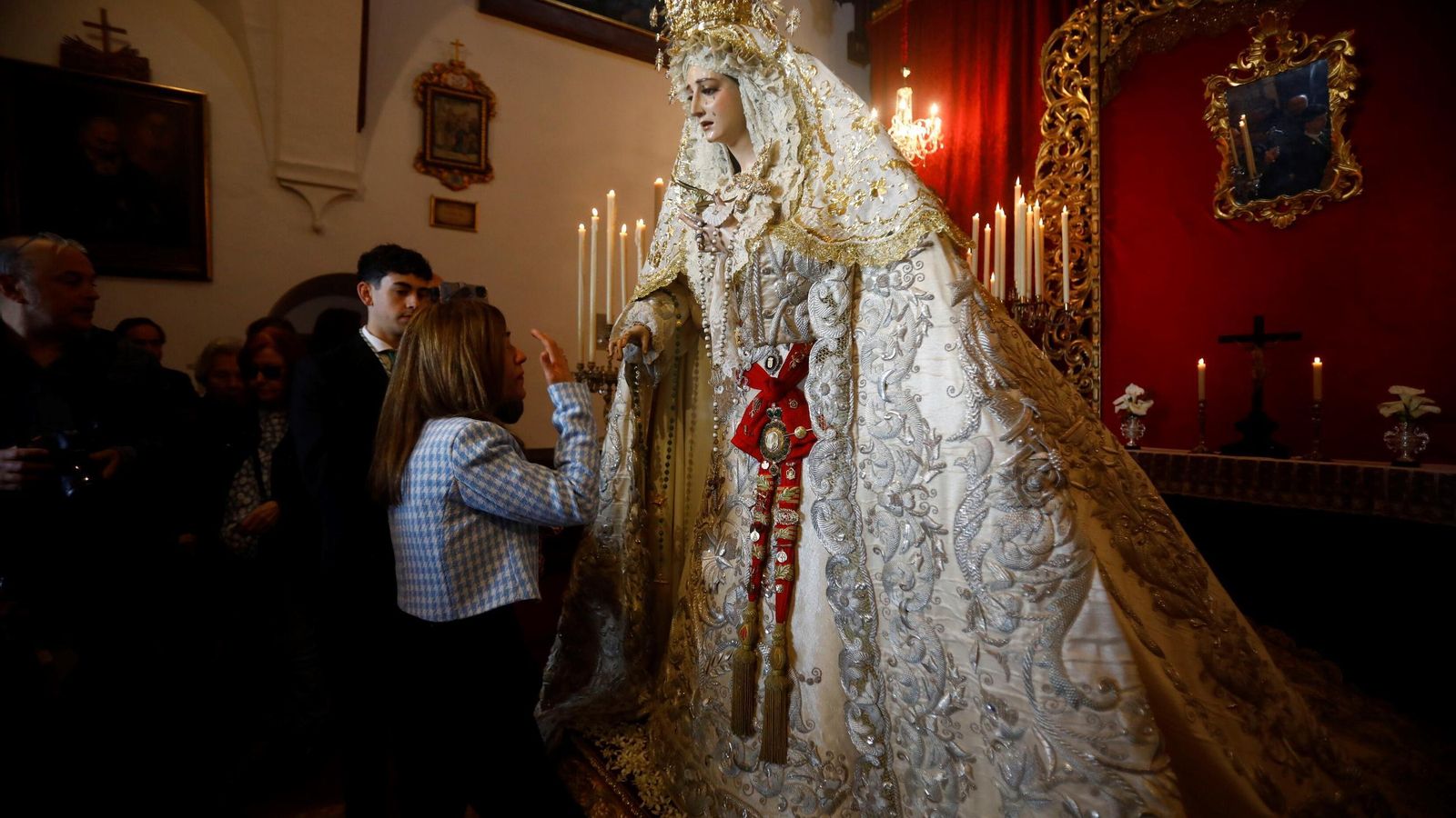 Besamanos a la Paloma de Capuchinos
