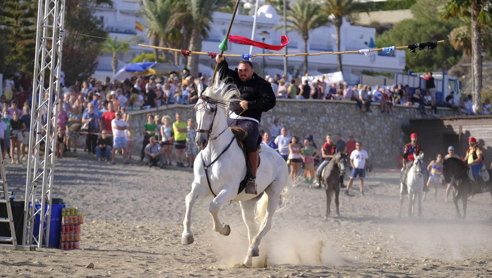 Moros y Cristianos de Mojácar en la Playa del Lance, en imágenes