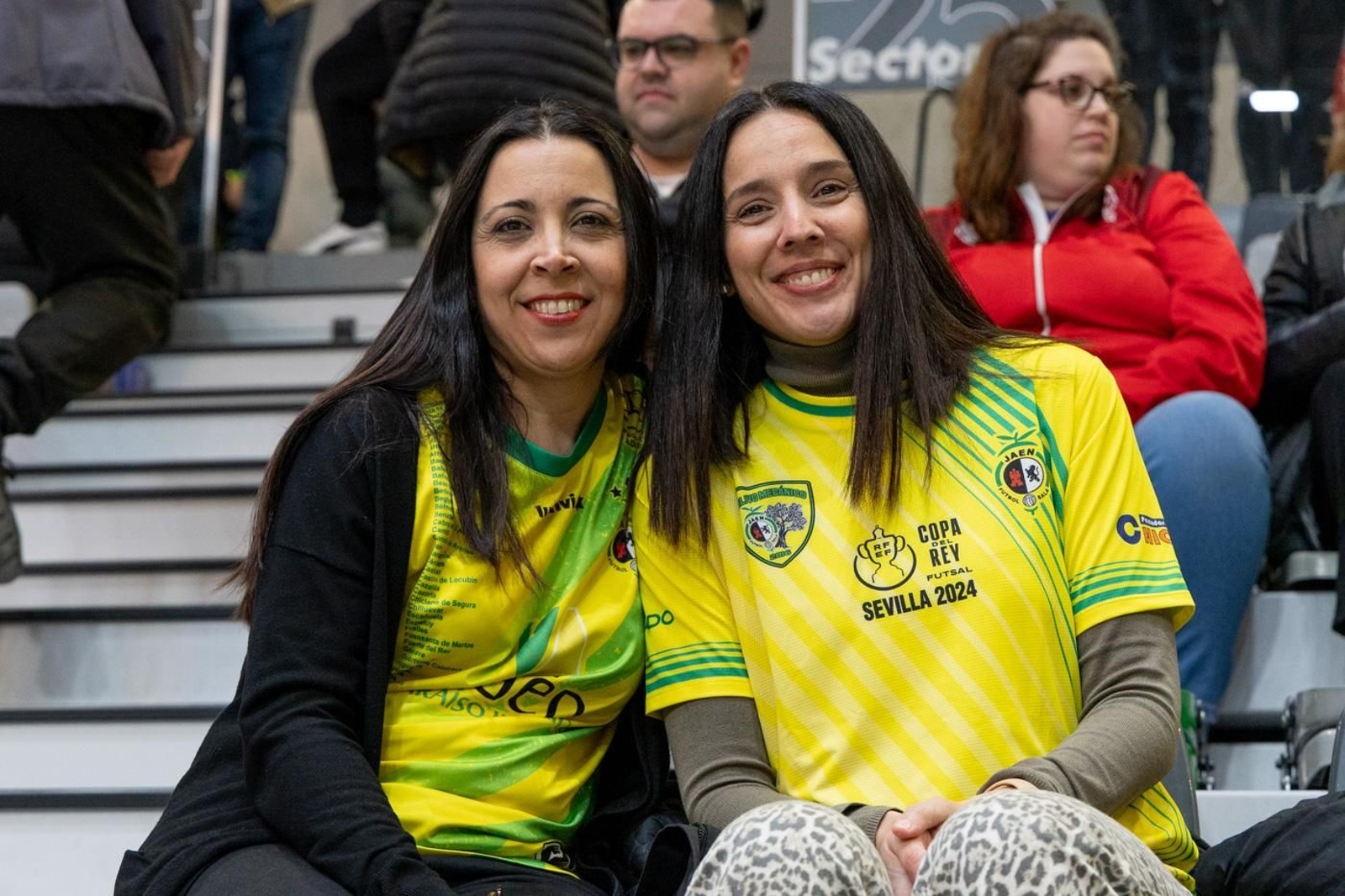 El éxtasis de la victoria copera del Jaén Paraíso Interior FS sobre el Barça, en imágenes