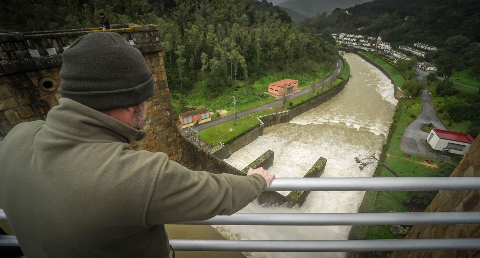 Imágenes del estado actual de los embalses de los Hurones, Guadalcacín y Bornos