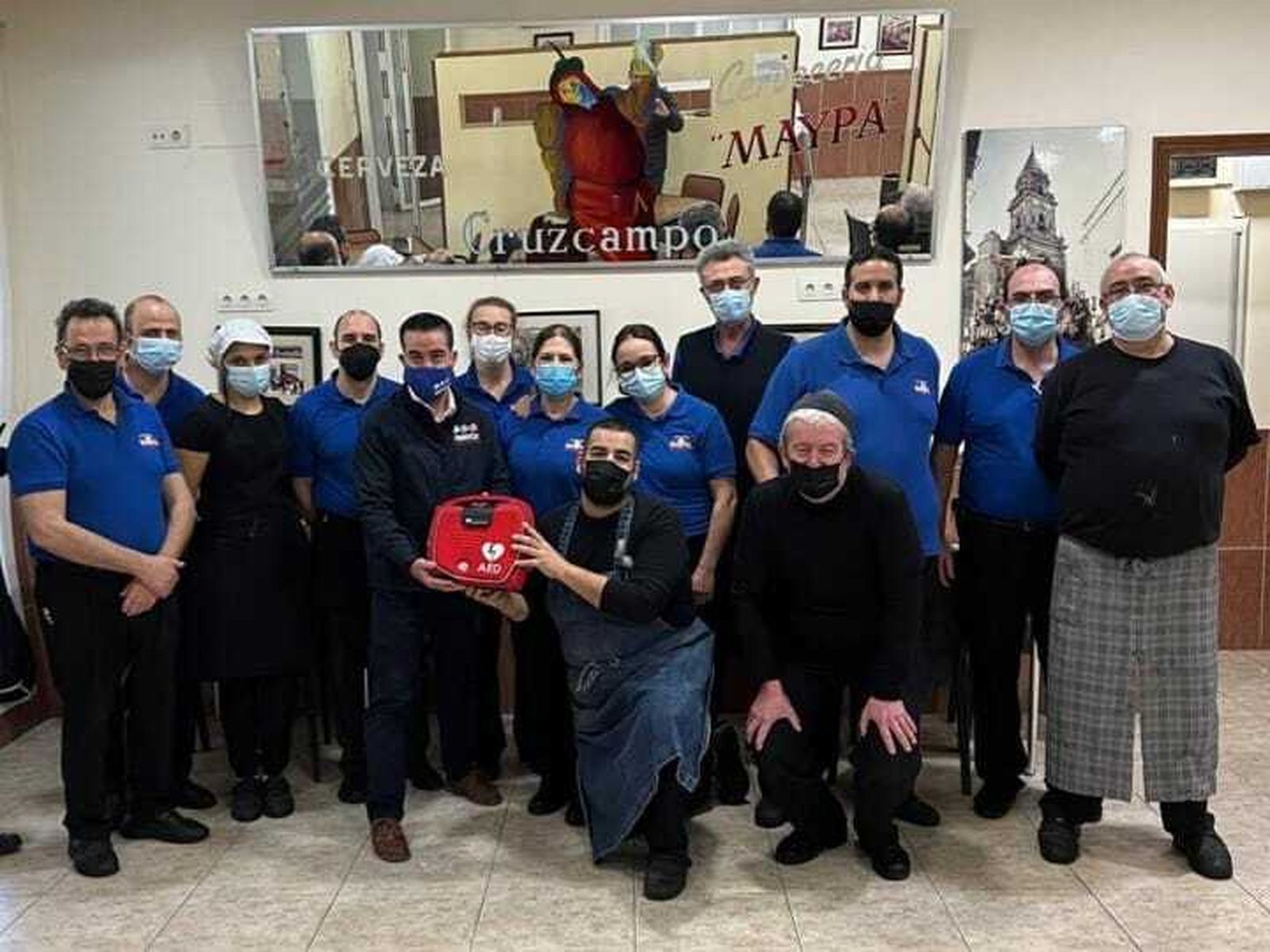 La plantilla del Maypa con el responsable de la empresa Prorescue.
