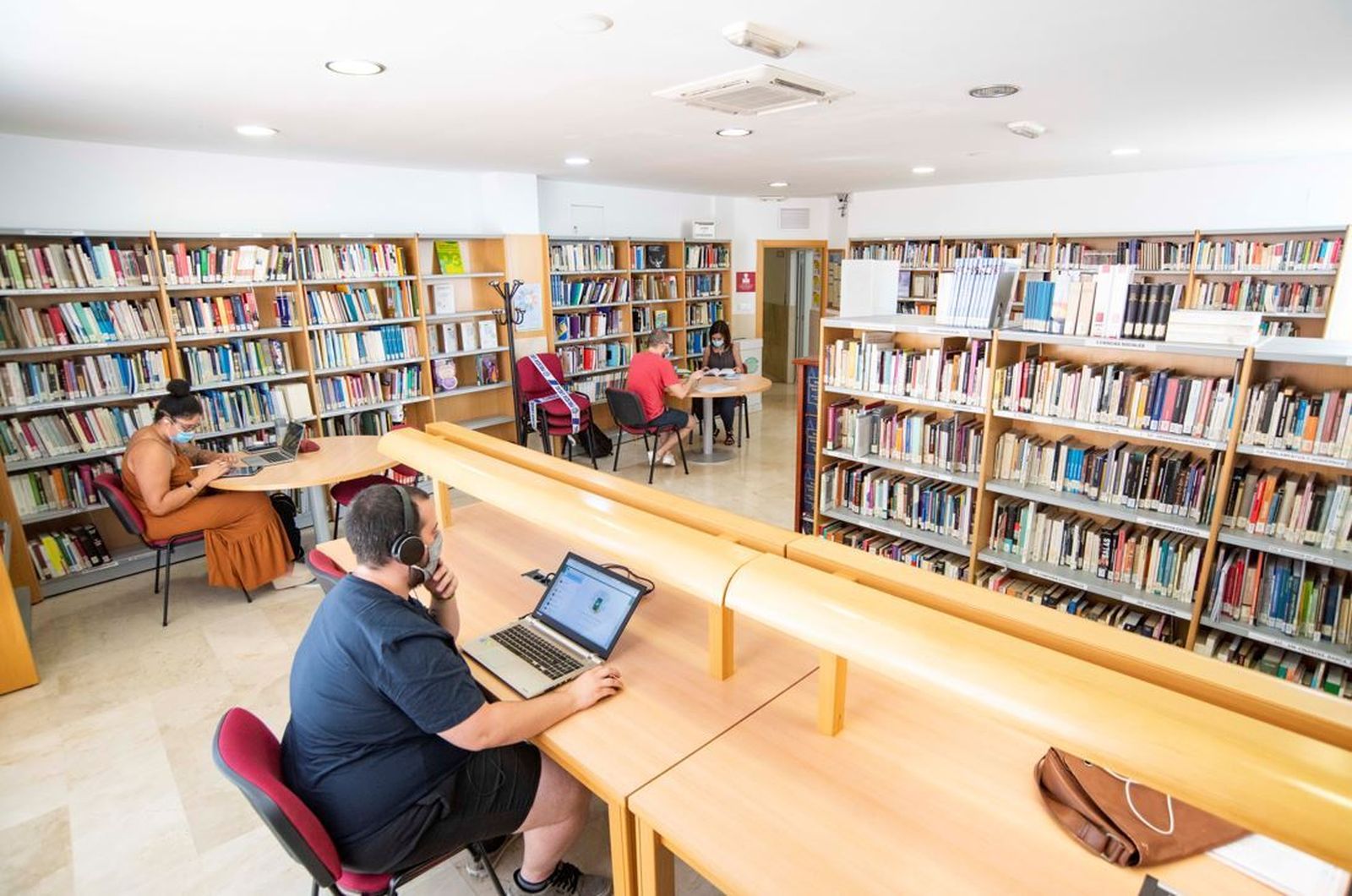 La Biblioteca Municipal Miguel Hernández de Armilla.