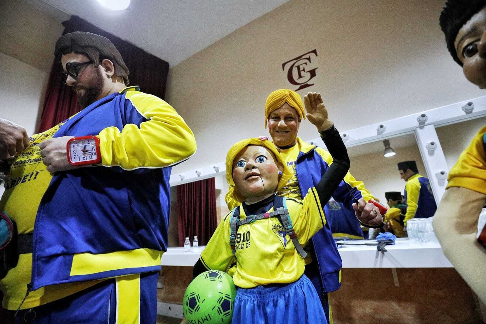 Chirigota 'Díos mío, qué tarde!!!'