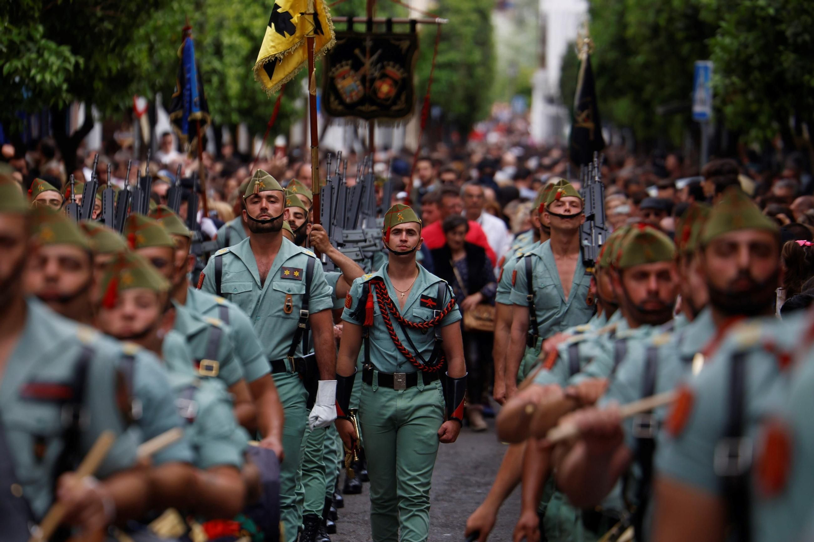 La procesión de la Caridad en este Jueves Santo de Córdoba, en imágenes