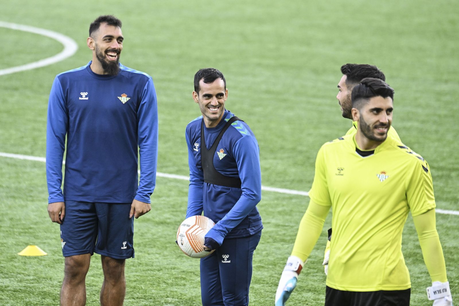 Las imágenes del viaje a Helsinki del Betis