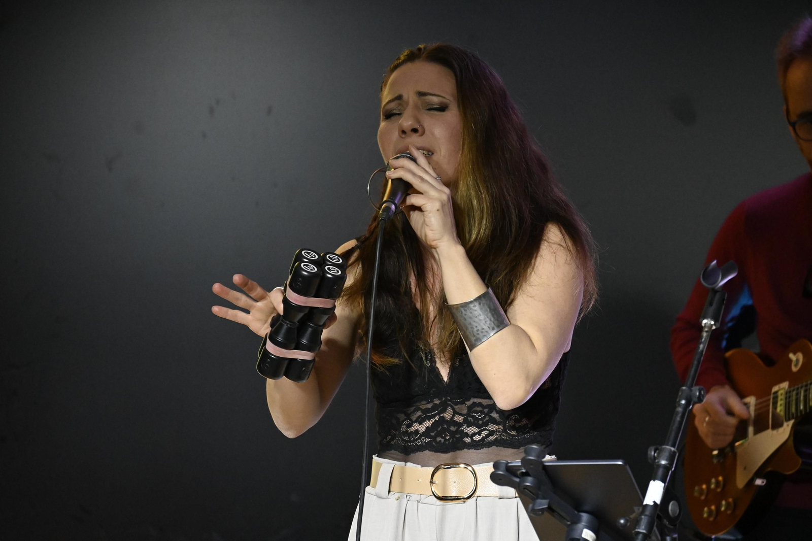 Actuación de Antonia Ferrá dentro del ciclo 'Música y otros ritmos' en imágenes