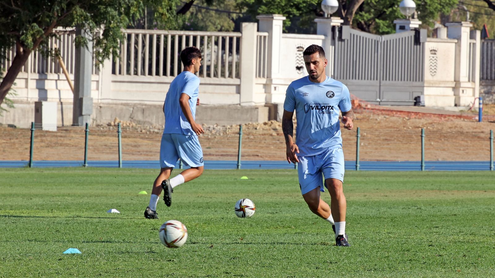 Entrenamiento del Xerez DFC en el Anexo Pepe Ravelo