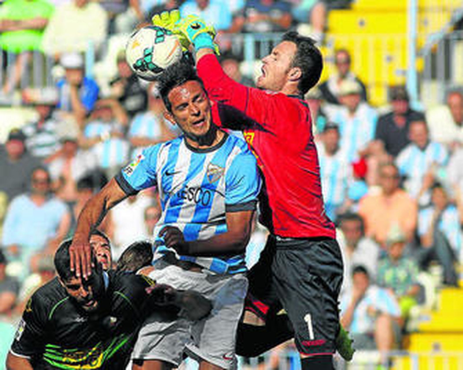 Un lance del último Málaga-Elche.