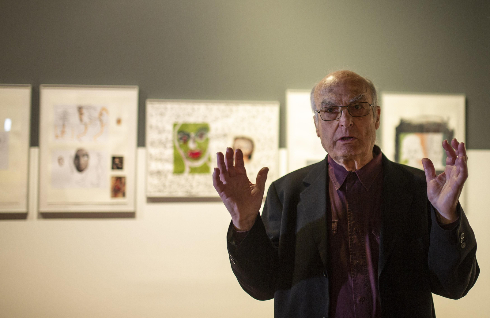Luis Gordillo, en abril de 2019 durante la inauguración de la exposición 'Carmenmásetcéteras' en el Espacio Santa Clara.