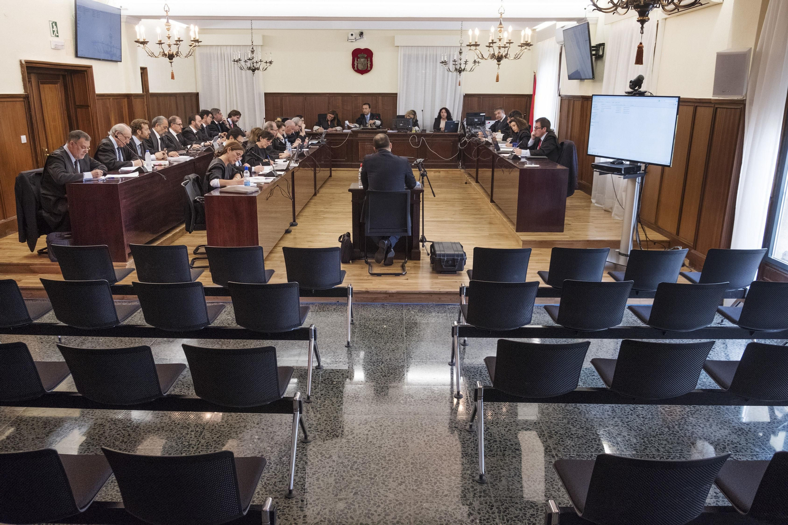 La sala donde se juzga el caso de los ERE, vacía durante la declaración de un miembro de la UCO.