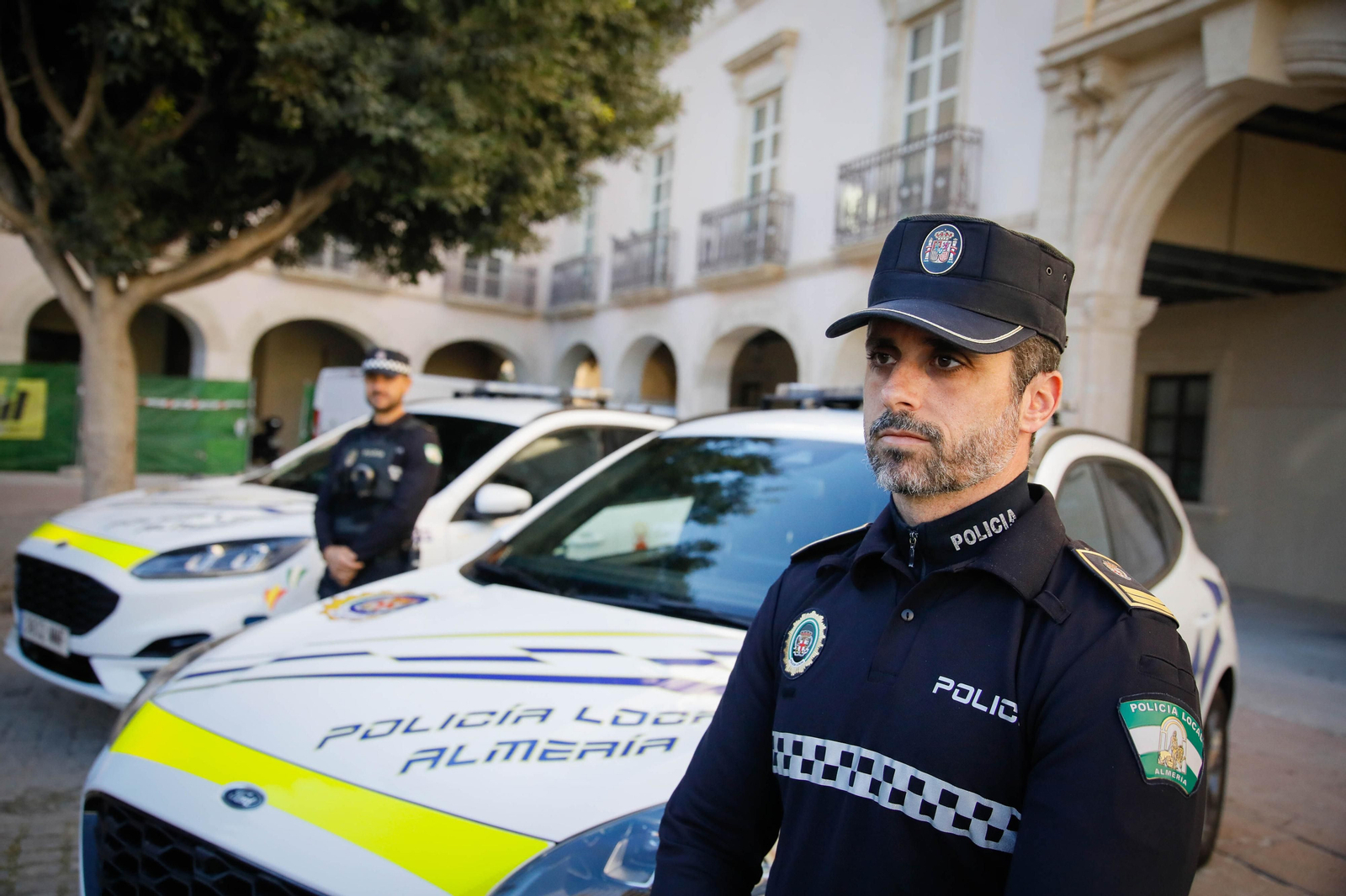Presentación vehículos y motos policía local en imágenes