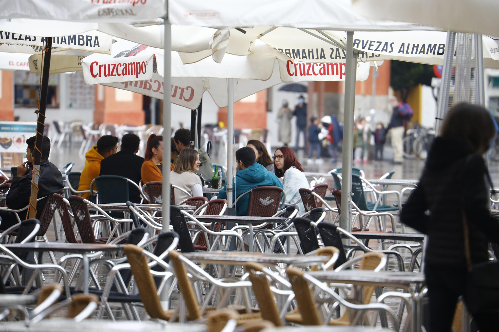 Fotografías: Tarde de bares y compras dos meses después en Córdoba