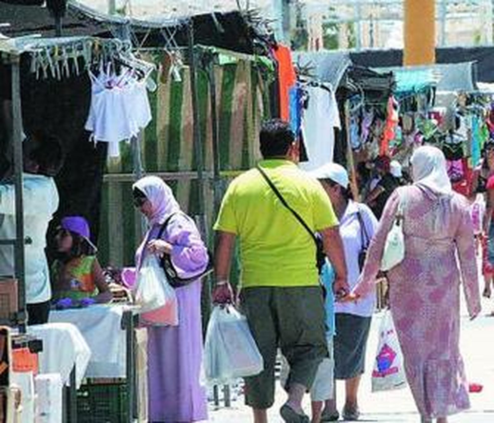 Se podrán adquirir sobre todo productos textiles.