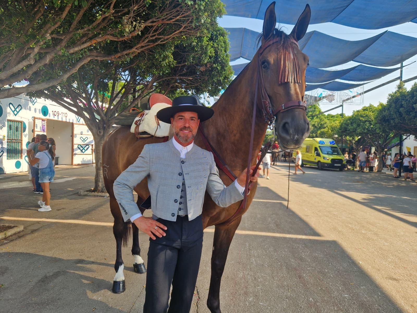 Los trajes tradicionales de la Feria de Málaga, en fotos