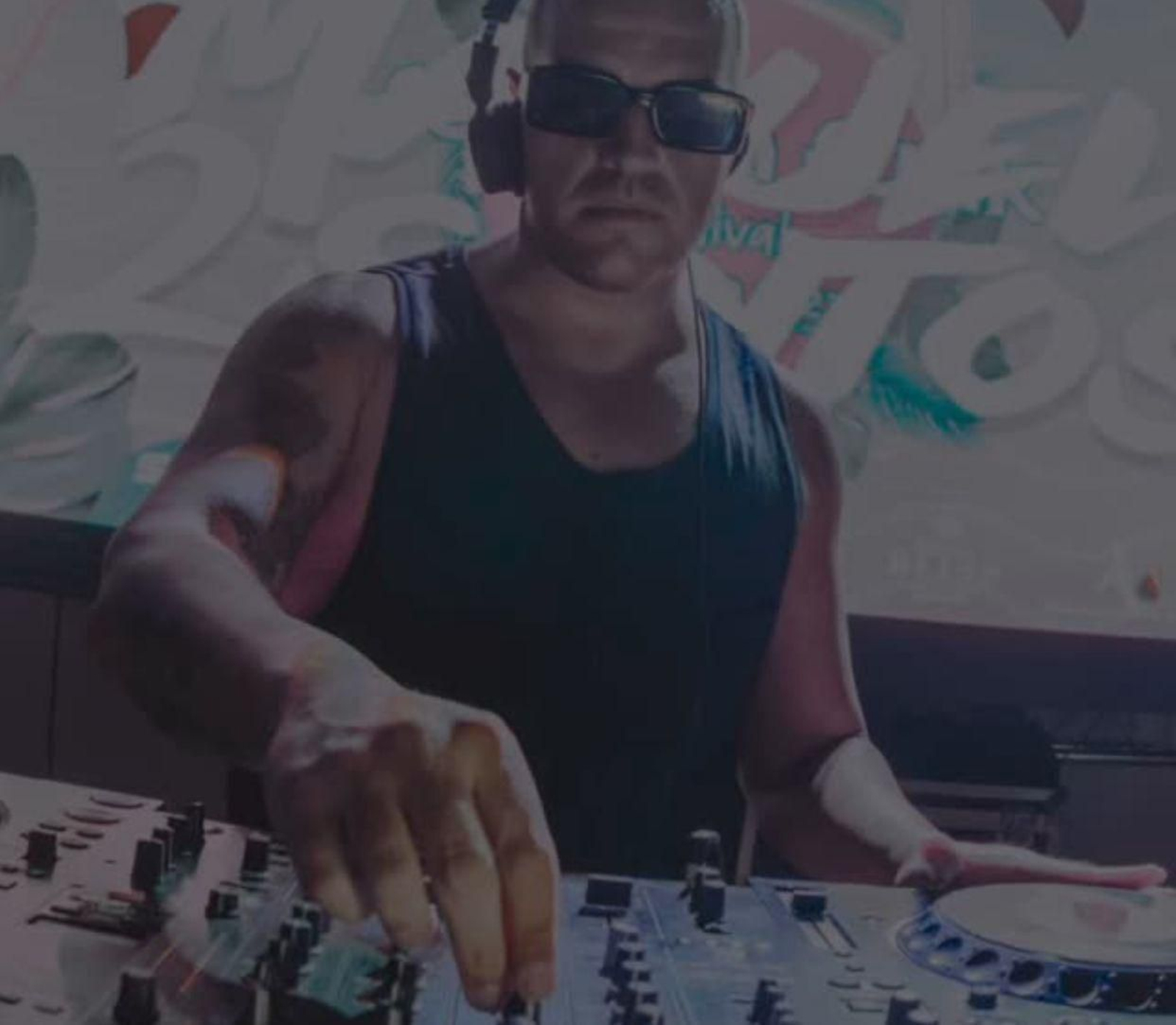 El Dj y productor Manuel Dos Santos durante una actuación.