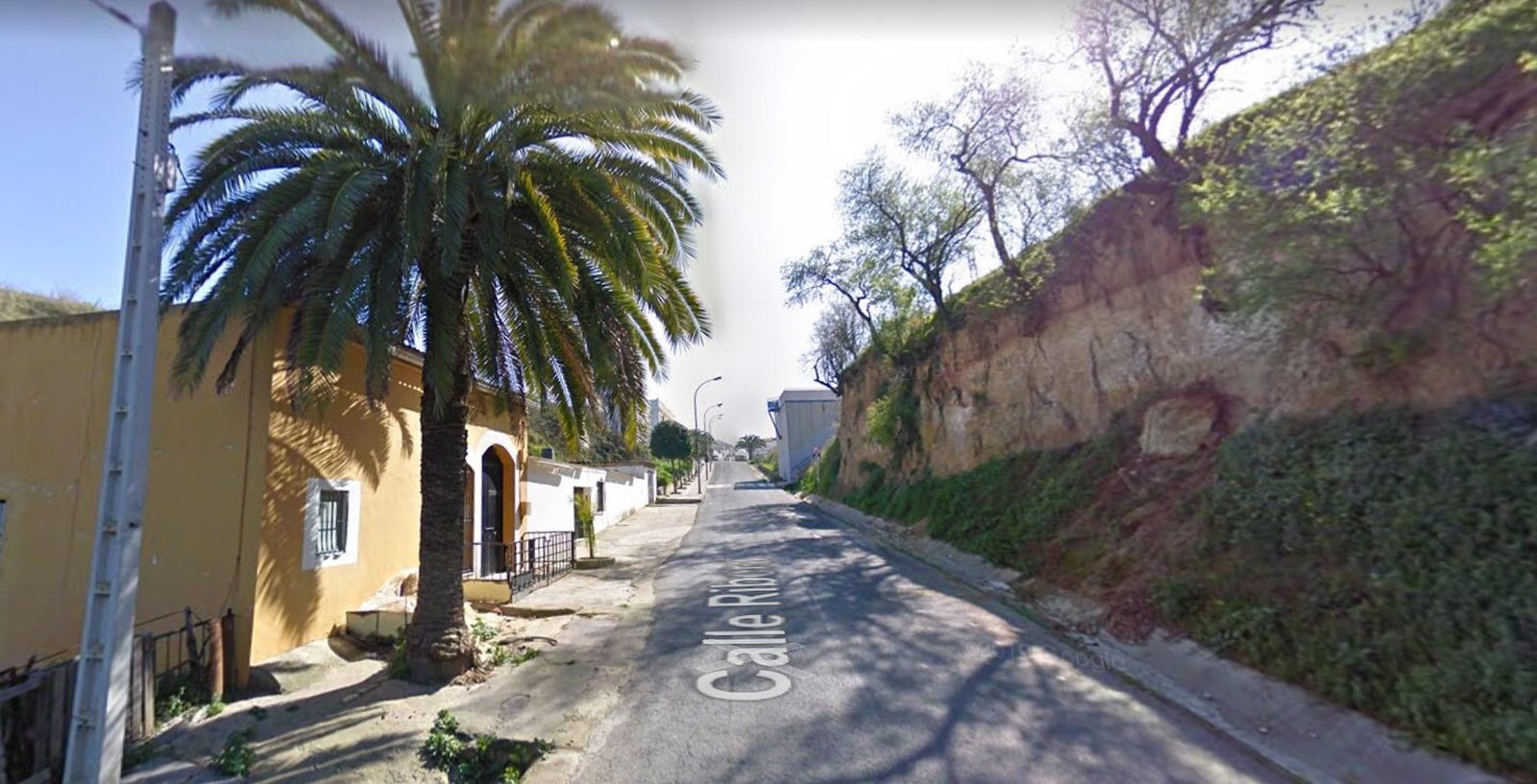 Vista de la calle Ribera de Moguer, donde fue interceptado el condenado.