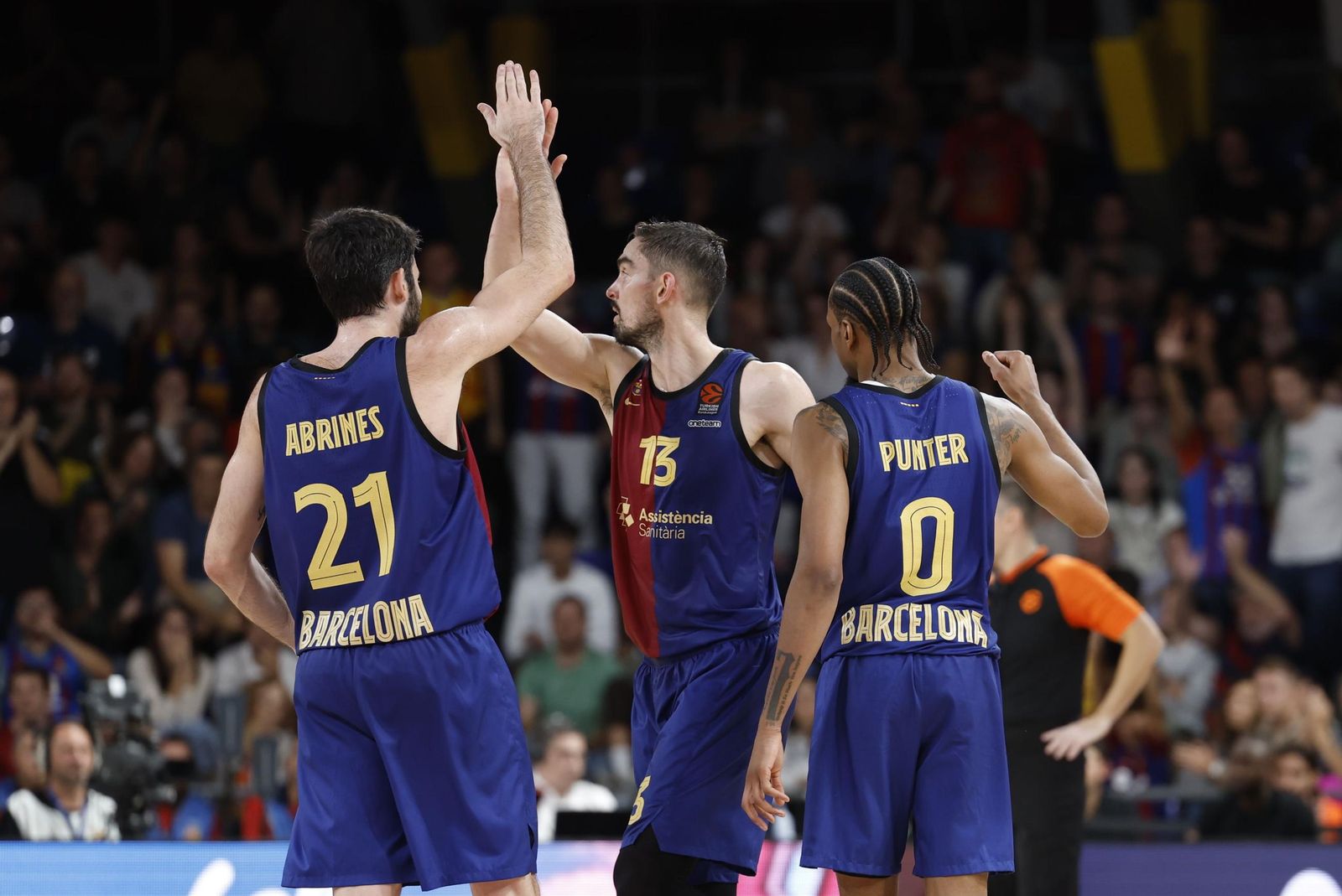 El Barça mastica plomo pero gana antes de jugar ante el Unicaja