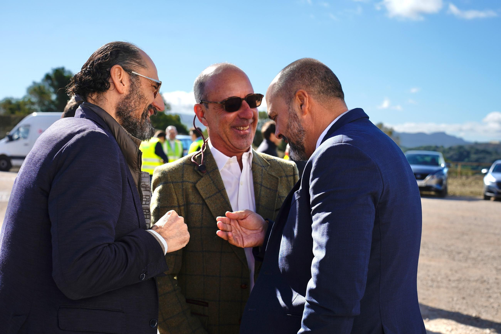 Las fotos de la inauguración de los parques eólicos El Padrón y Cerro Cabello de Los Barrios