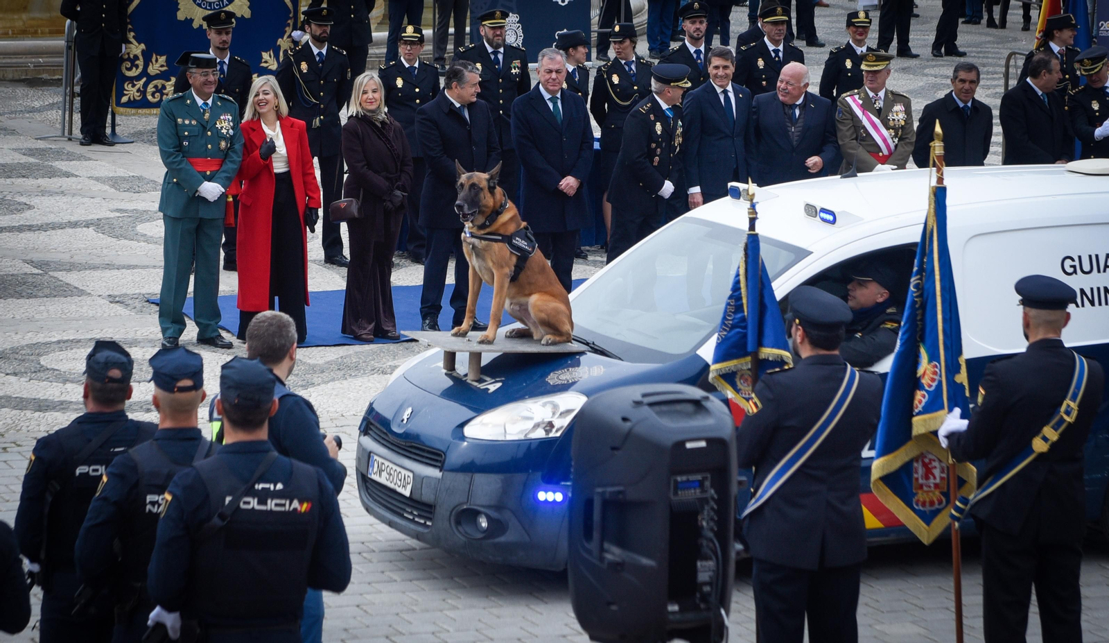 Acto de celebración del Bicentenario de la Policía Nacional en Sevilla